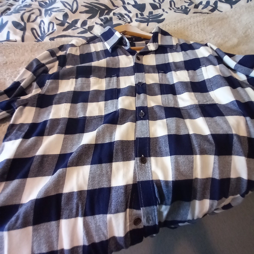 Wind River Women's Flannel Shirt SZ XL - Picture 4 of 5